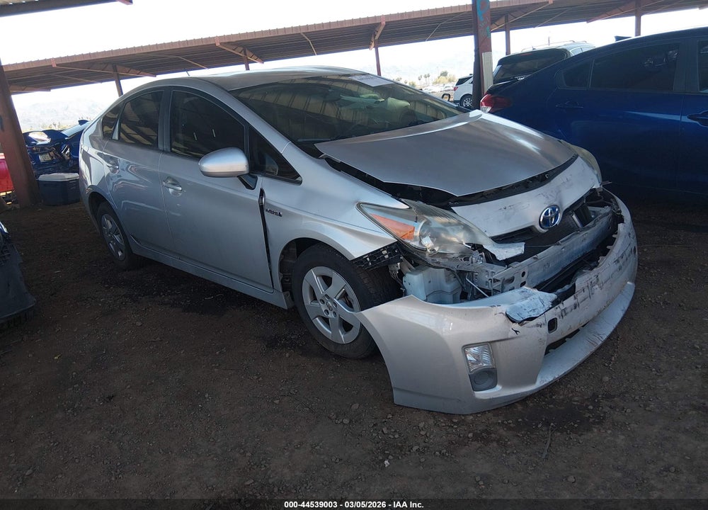 2011 TOYOTA PRIUS TWO VIN: JTDKN3DU7B0276140