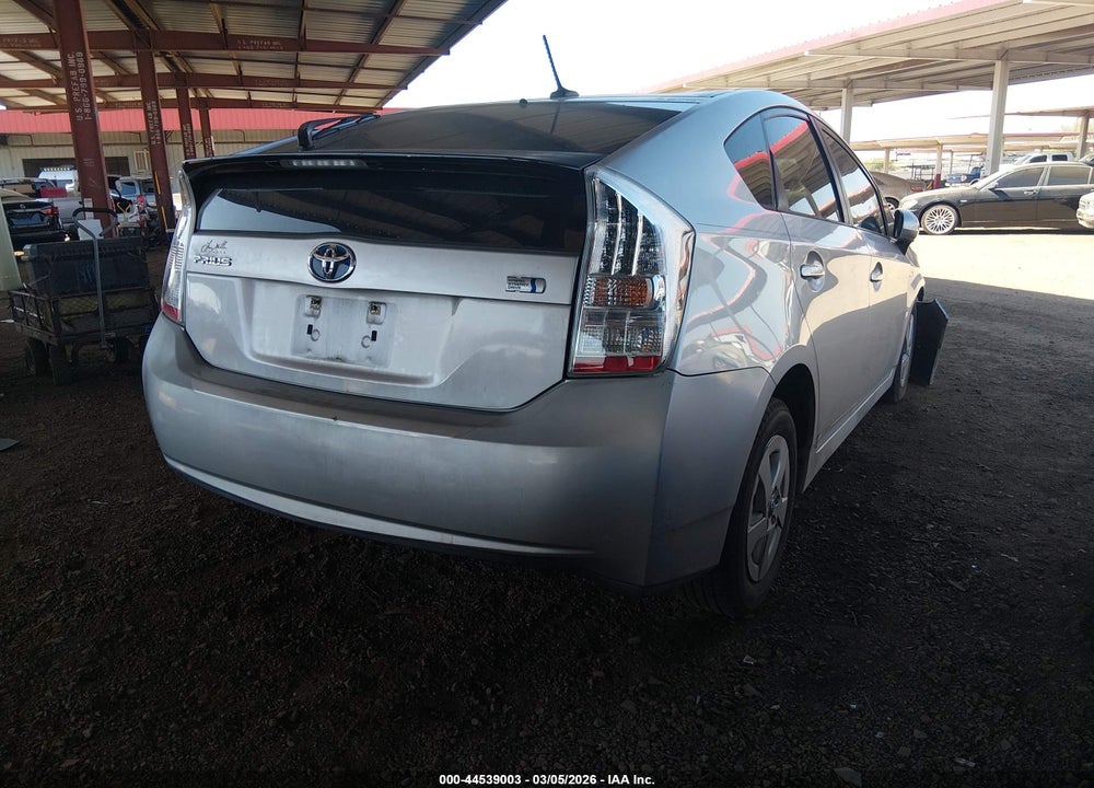 2011 TOYOTA PRIUS TWO VIN: JTDKN3DU7B0276140