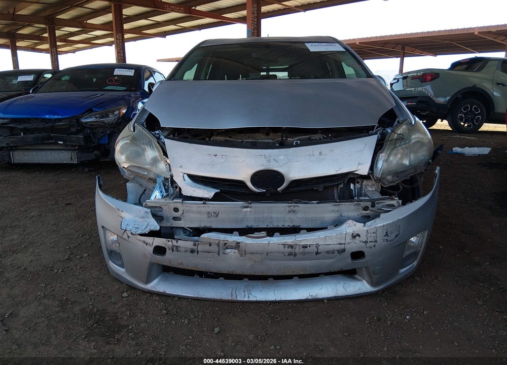 2011 TOYOTA PRIUS TWO VIN: JTDKN3DU7B0276140