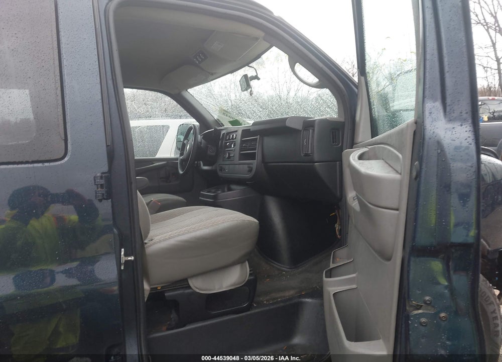 2014 CHEVROLET EXPRESS 2500 LS VIN: 1GAWGPFG2E1176254