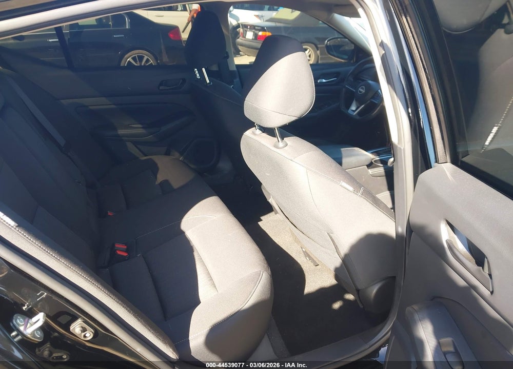 2024 NISSAN ALTIMA SV FWD VIN: 1N4BL4DV9RN404112
