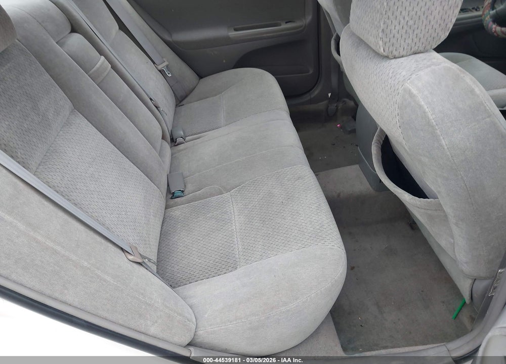 2004 TOYOTA CAMRY LE VIN: 4T1BE32KX4U354077