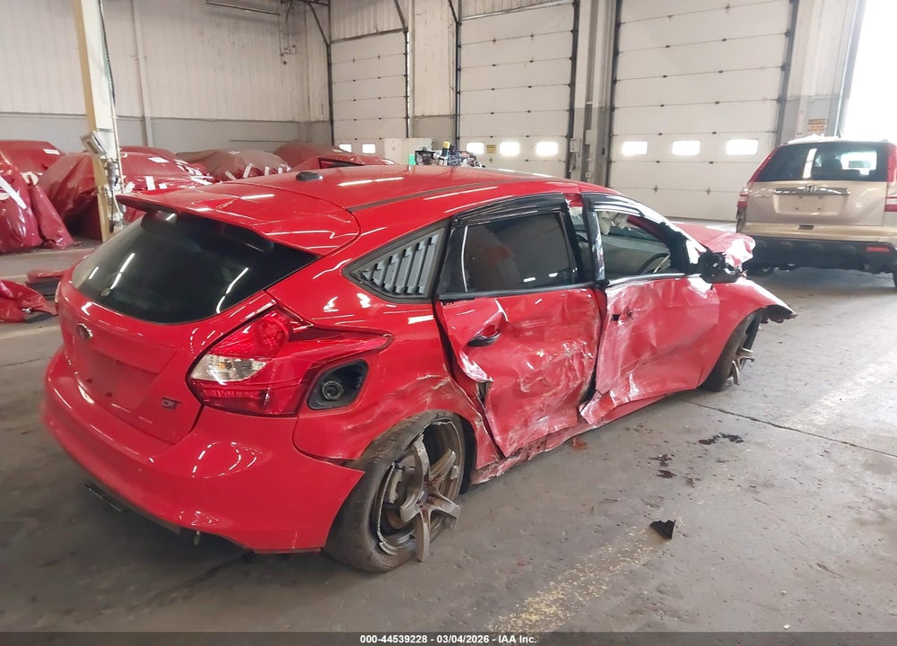 2013 FORD FOCUS ST VIN: 1FADP3L93DL252215