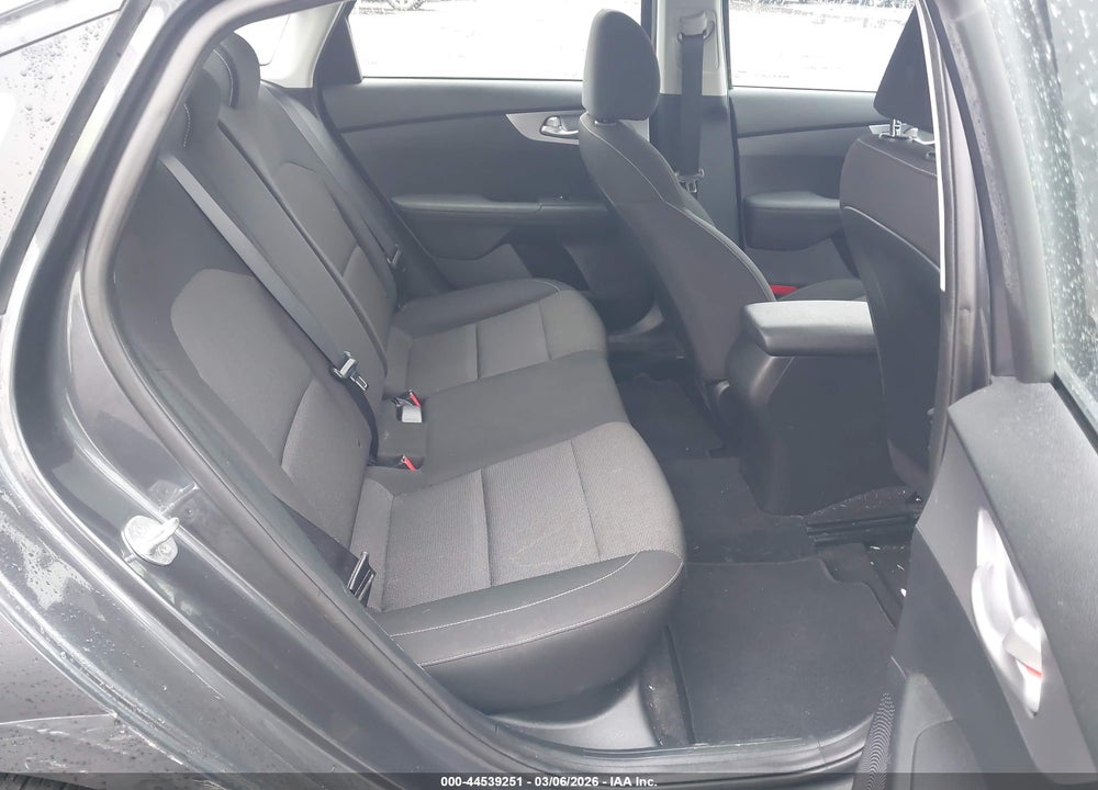 2022 KIA FORTE LXS VIN: 3KPF24AD8NE494085