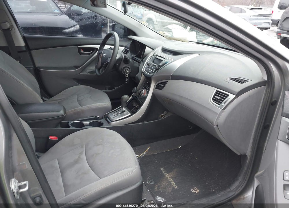 2013 HYUNDAI ELANTRA GLS VIN: 5NPDH4AE9DH313083