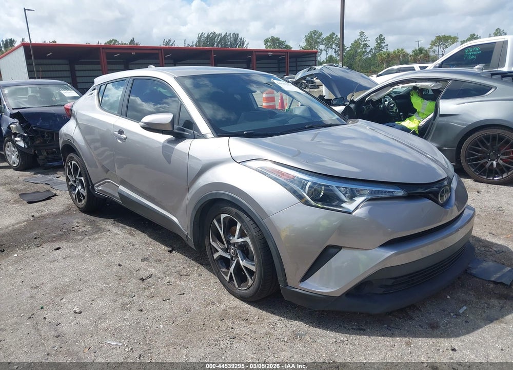 2019 TOYOTA C-HR XLE VIN: NMTKHMBX2KR078717