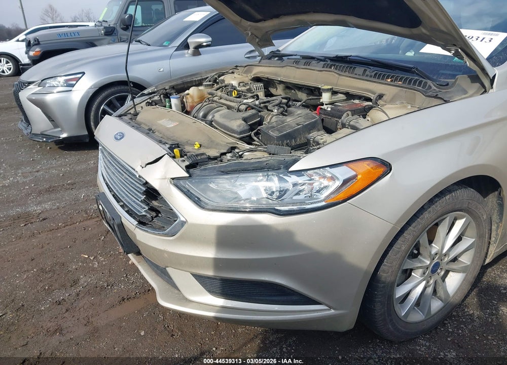 2017 FORD FUSION SE VIN: 3FA6P0H74HR108369
