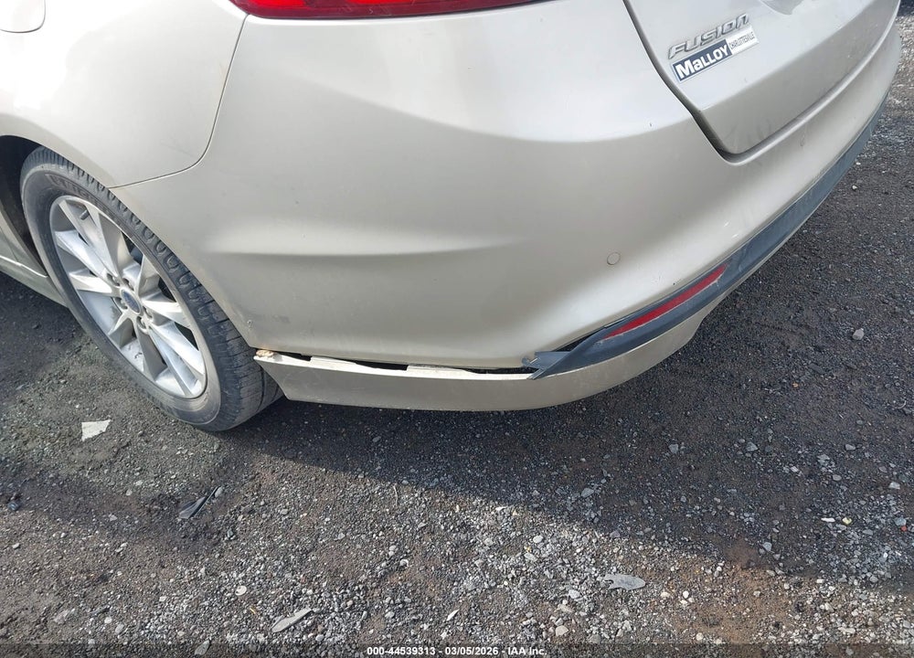 2017 FORD FUSION SE VIN: 3FA6P0H74HR108369