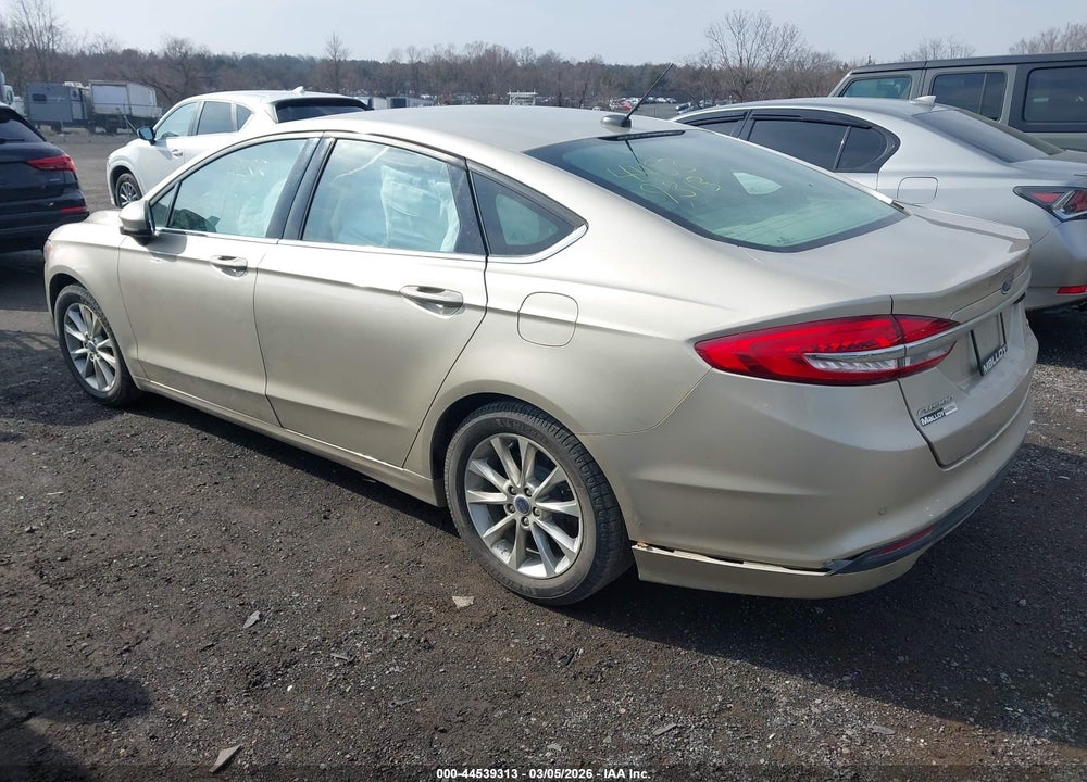 2017 FORD FUSION SE VIN: 3FA6P0H74HR108369