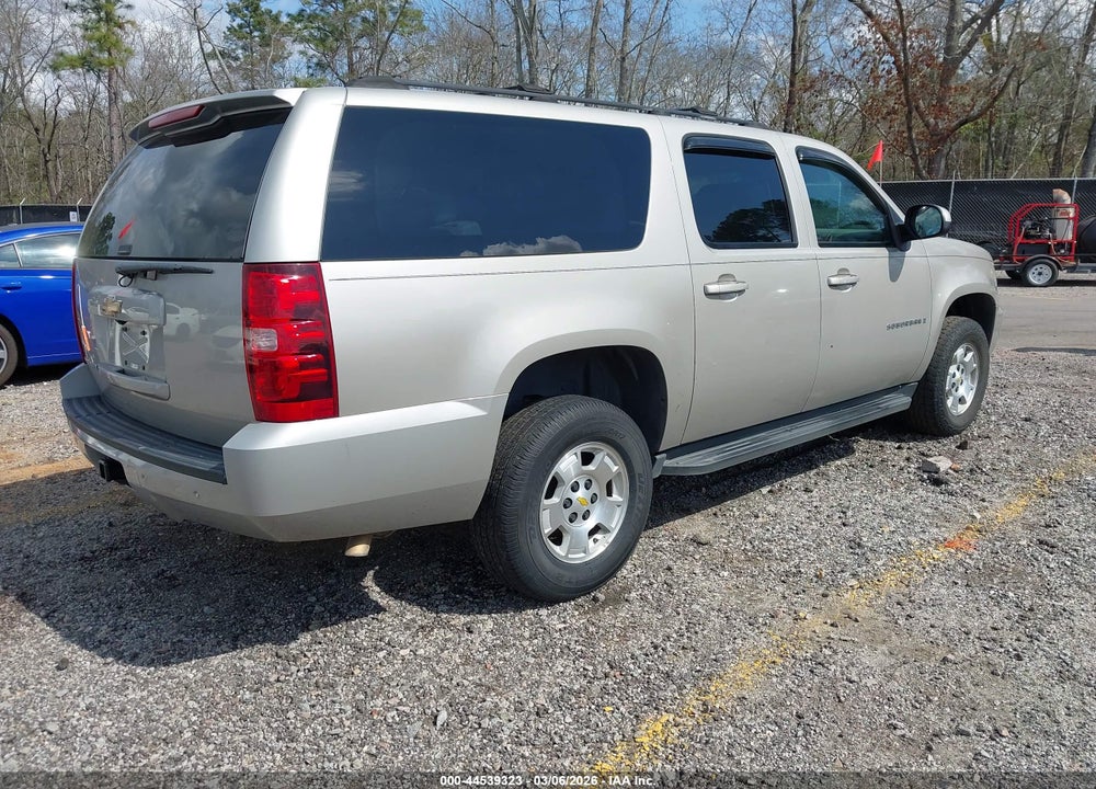 2007 CHEVROLET SUBURBAN 1500 LT VIN: 3GNFC16J57G170536