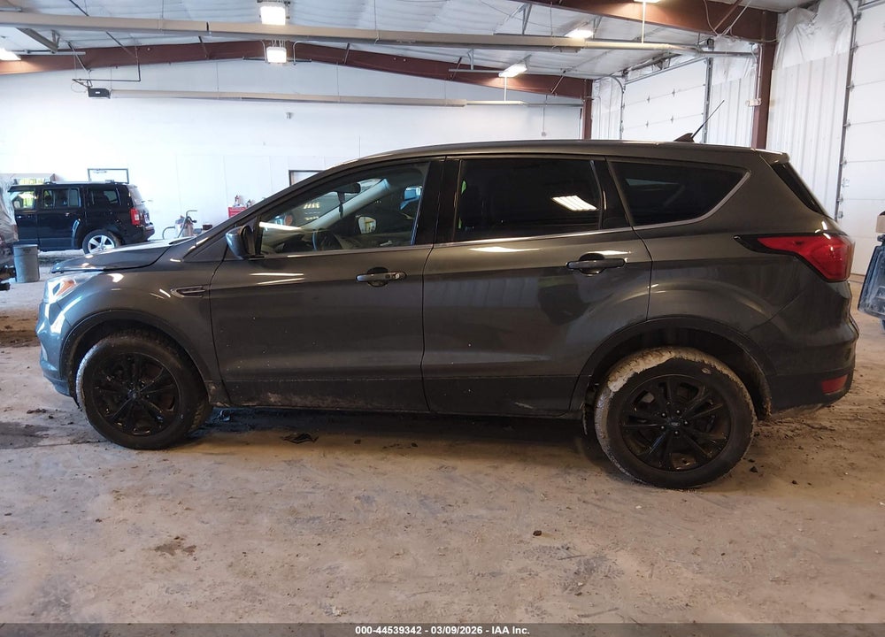 2019 FORD ESCAPE SE VIN: 1FMCU9GD5KUA52536
