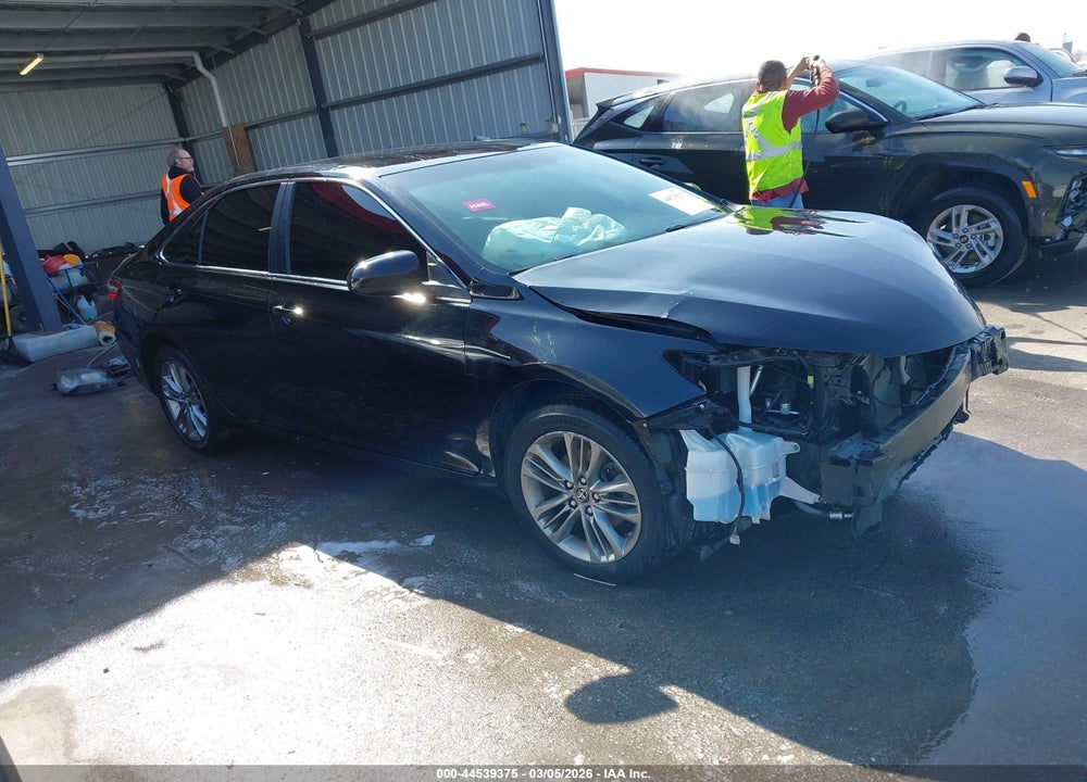 2017 TOYOTA CAMRY SE VIN: 4T1BF1FK3HU799570