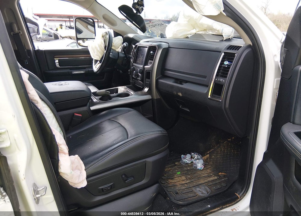 2018 RAM 2500 LAIE  4X4 6'4 BOX VIN: 3C6UR5NL2JG127232