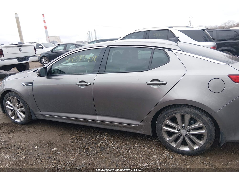 2015 KIA OPTIMA SXL TURBO VIN: 5XXGR4A60FG395495