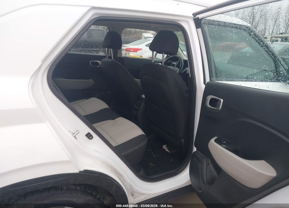 2024 HYUNDAI VENUE SEL VIN: KMHRC8A36RU307308