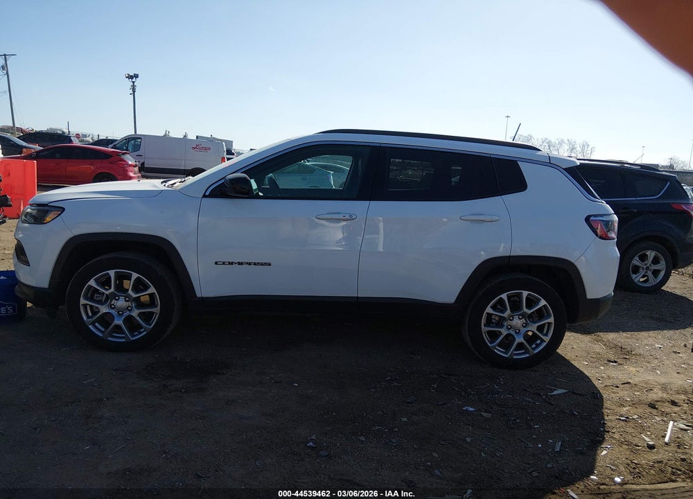 2024 JEEP COMPASS LATITUDE LUX FWD VIN: 3C4NJDFN6RT101833
