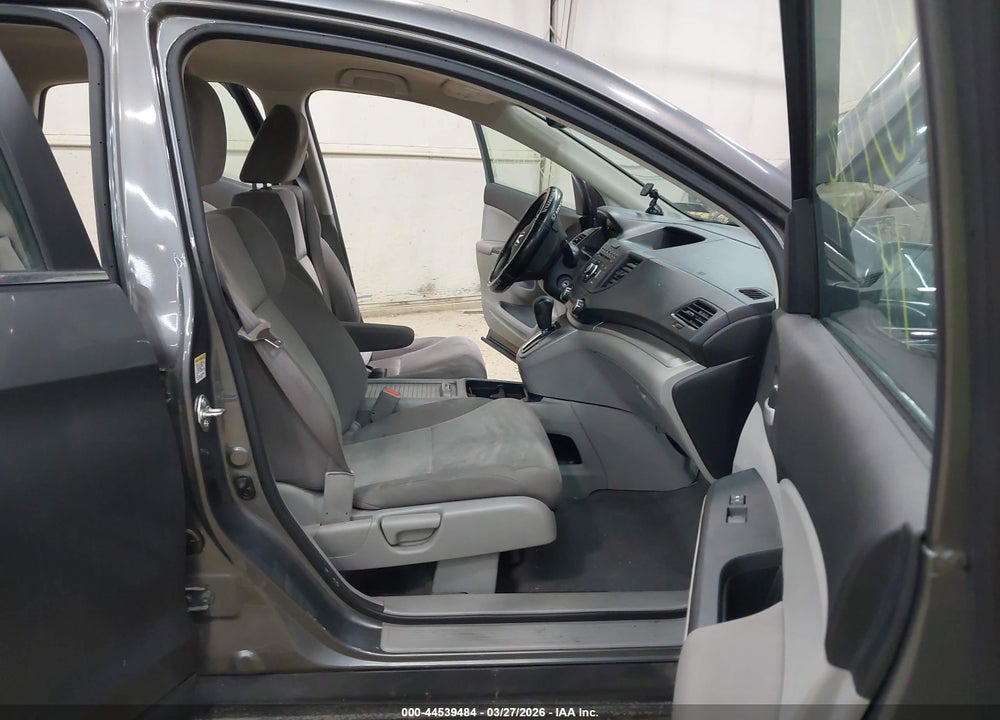 2014 HONDA CR-V LX VIN: 2HKRM4H38EH662744