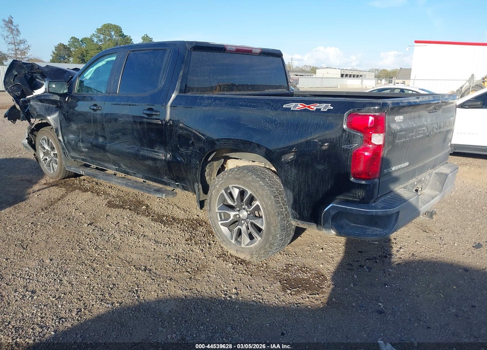 2022 CHEVROLET SILVERADO 1500 4WD  SHORT BED LT WITH 2FL VIN: 1GCPDKEK6NZ551836