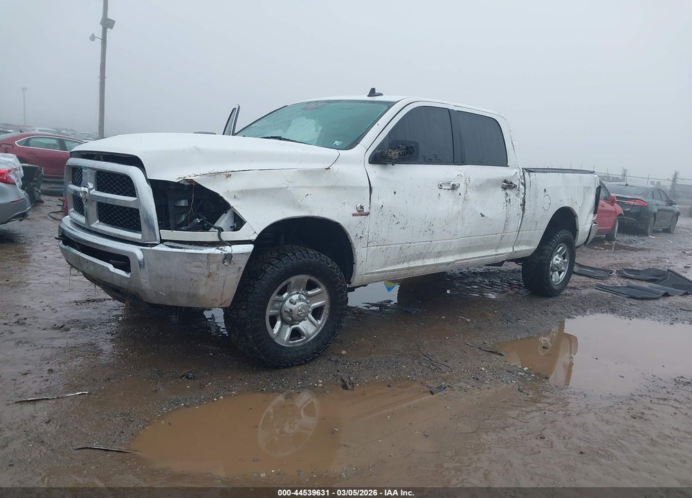 2018 RAM 2500 SLT  4X4 6'4 BOX VIN: 3C6UR5DLXJG314106