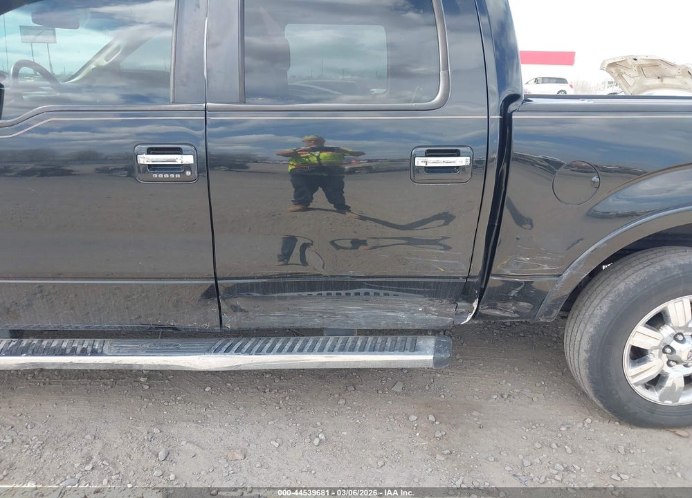 2011 FORD F-150 LARIAT VIN: 1FTFW1CT0BFB43311