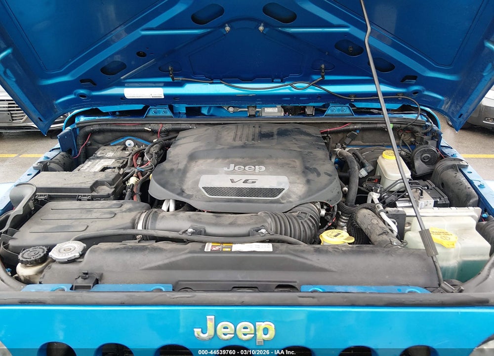 2015 JEEP WRANGLER UNLIMITED SPORT VIN: 1C4BJWDG3FL502718
