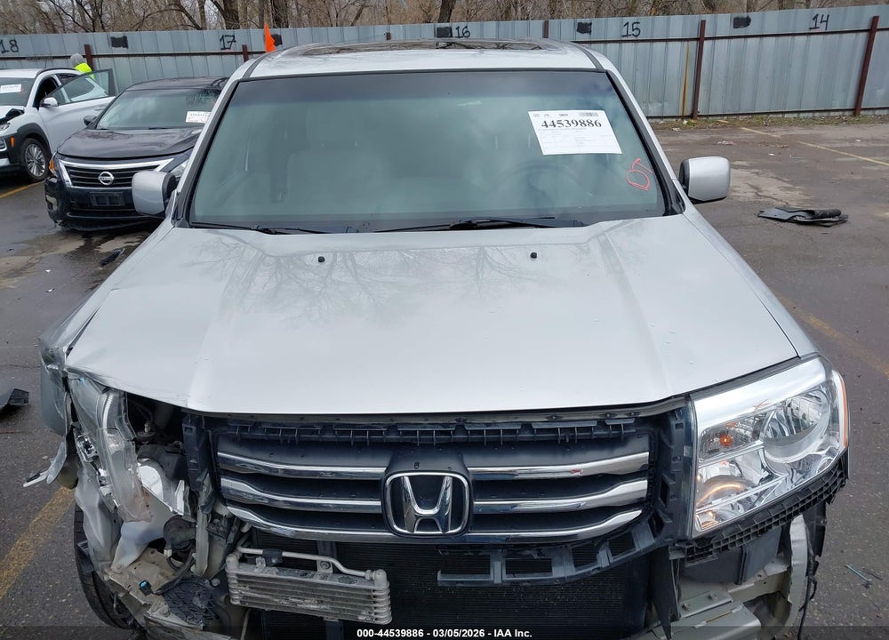 2014 HONDA PILOT EX-L VIN: 5FNYF4H59EB033905