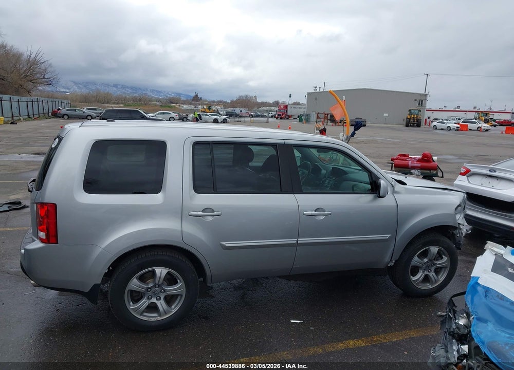 2014 HONDA PILOT EX-L VIN: 5FNYF4H59EB033905