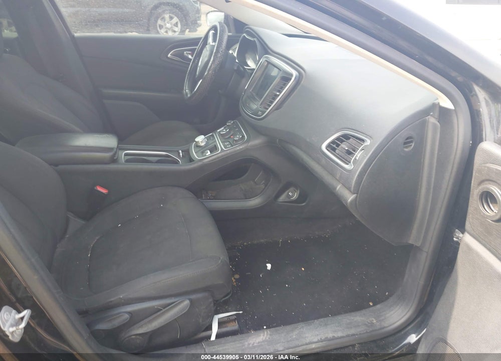 2016 CHRYSLER 200 LIMITED VIN: 1C3CCCAB5GN158065