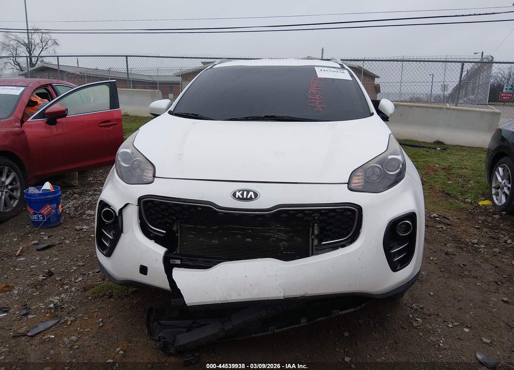 2017 KIA SPORTAGE EX VIN: KNDPNCAC7H7182499