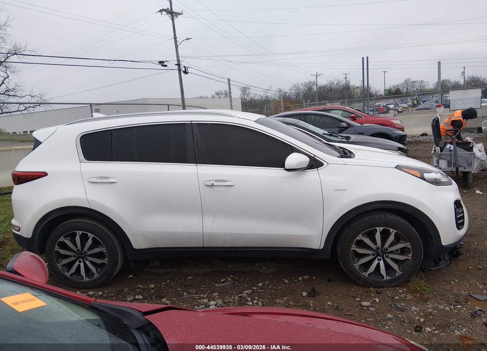 2017 KIA SPORTAGE EX VIN: KNDPNCAC7H7182499