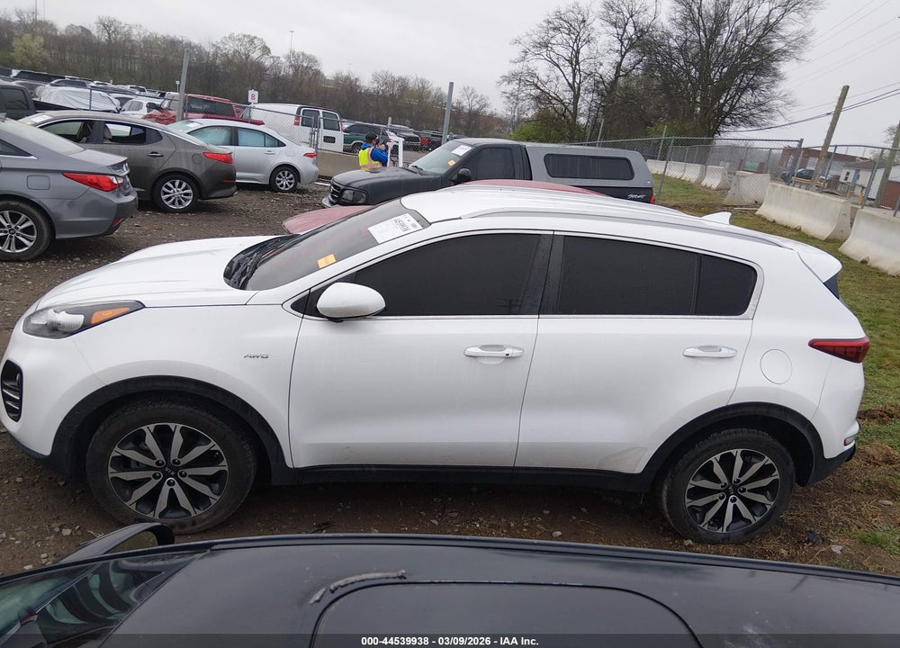 2017 KIA SPORTAGE EX VIN: KNDPNCAC7H7182499