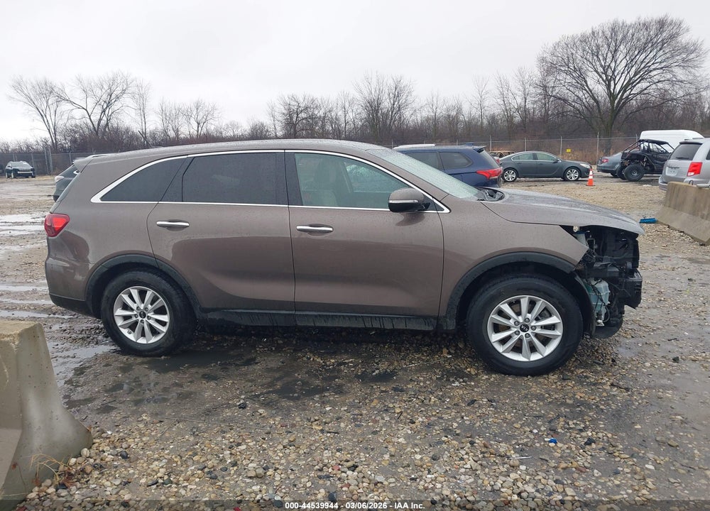 2020 KIA SORENTO 2.4L LX VIN: 5XYPG4A39LG650177