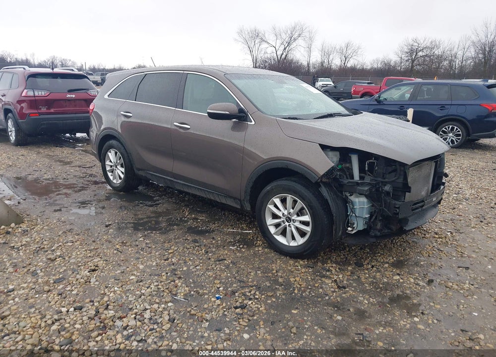 2020 KIA SORENTO 2.4L LX VIN: 5XYPG4A39LG650177