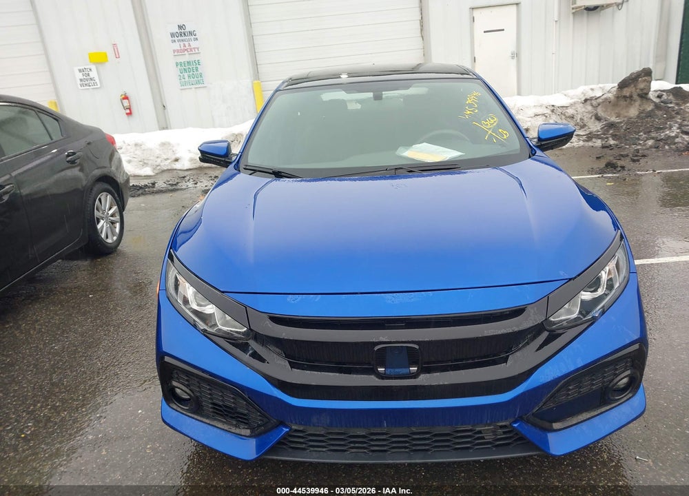 2018 HONDA CIVIC HATCHBACK EX VIN: SHHFK7H51JU225851