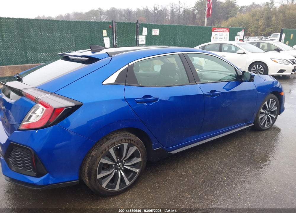 2018 HONDA CIVIC HATCHBACK EX VIN: SHHFK7H51JU225851