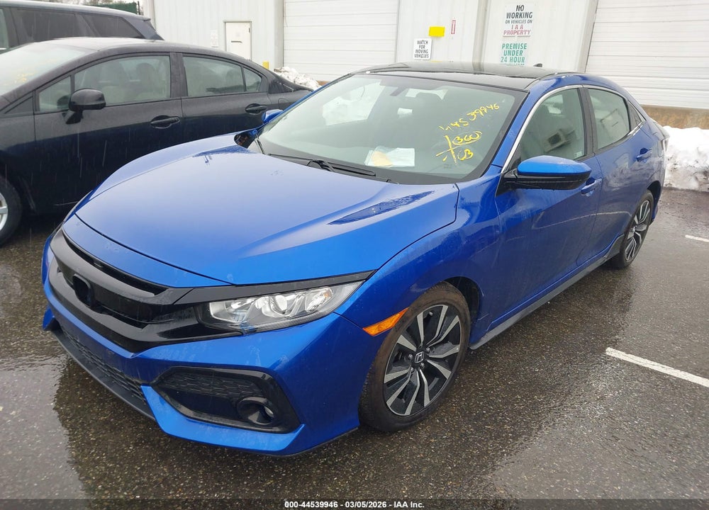 2018 HONDA CIVIC HATCHBACK EX VIN: SHHFK7H51JU225851