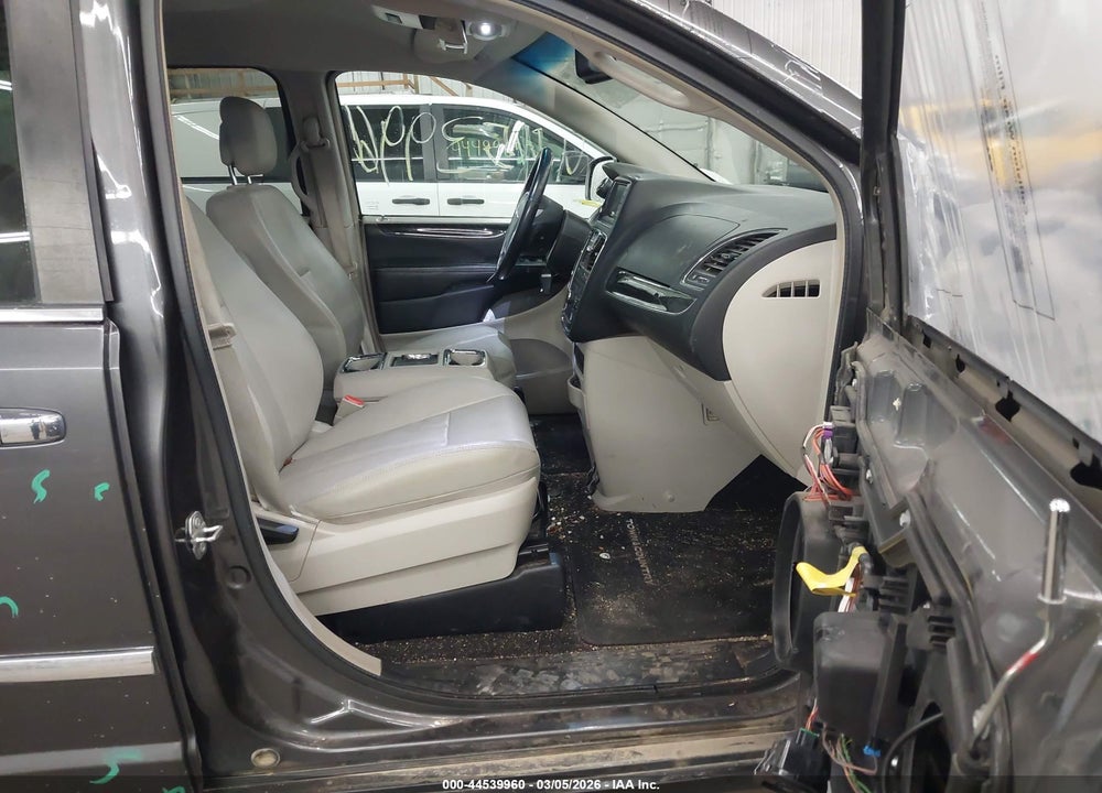 2016 CHRYSLER TOWN & COUNTRY TOURING VIN: 2C4RC1BG4GR254485