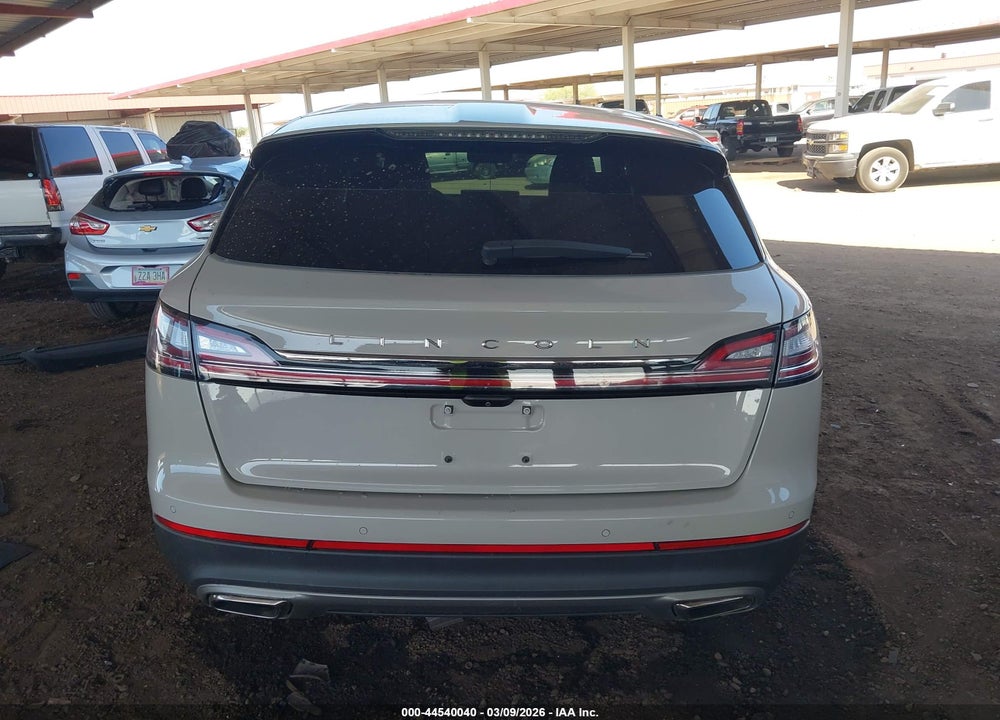 2022 LINCOLN NAUTILUS STANDARD VIN: 2LMPJ6J9XNBL07600