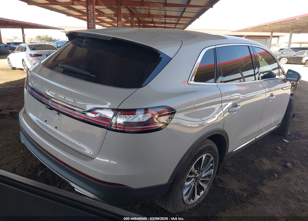 2022 LINCOLN NAUTILUS STANDARD VIN: 2LMPJ6J9XNBL07600