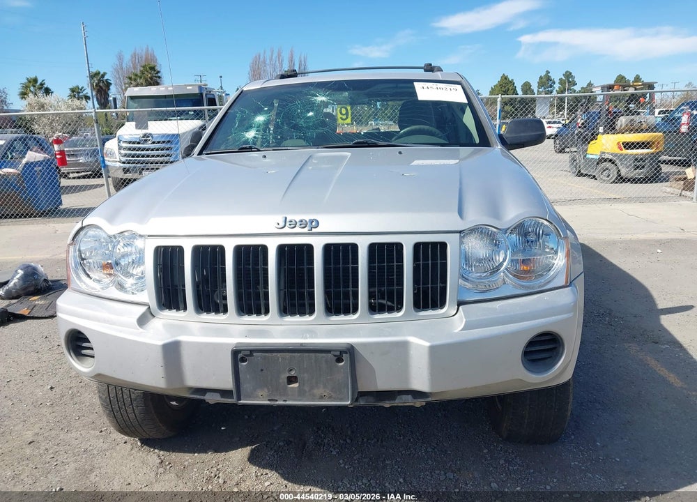 2005 JEEP GRAND CHEROKEE LAREDO VIN: 1J4GR48K25C693980