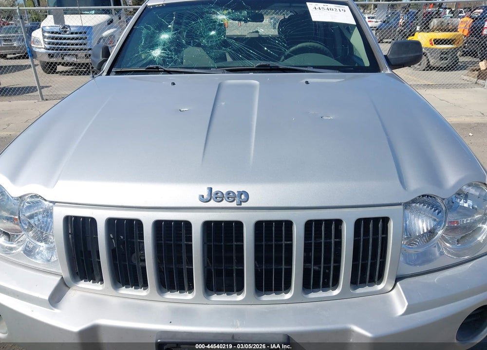 2005 JEEP GRAND CHEROKEE LAREDO VIN: 1J4GR48K25C693980