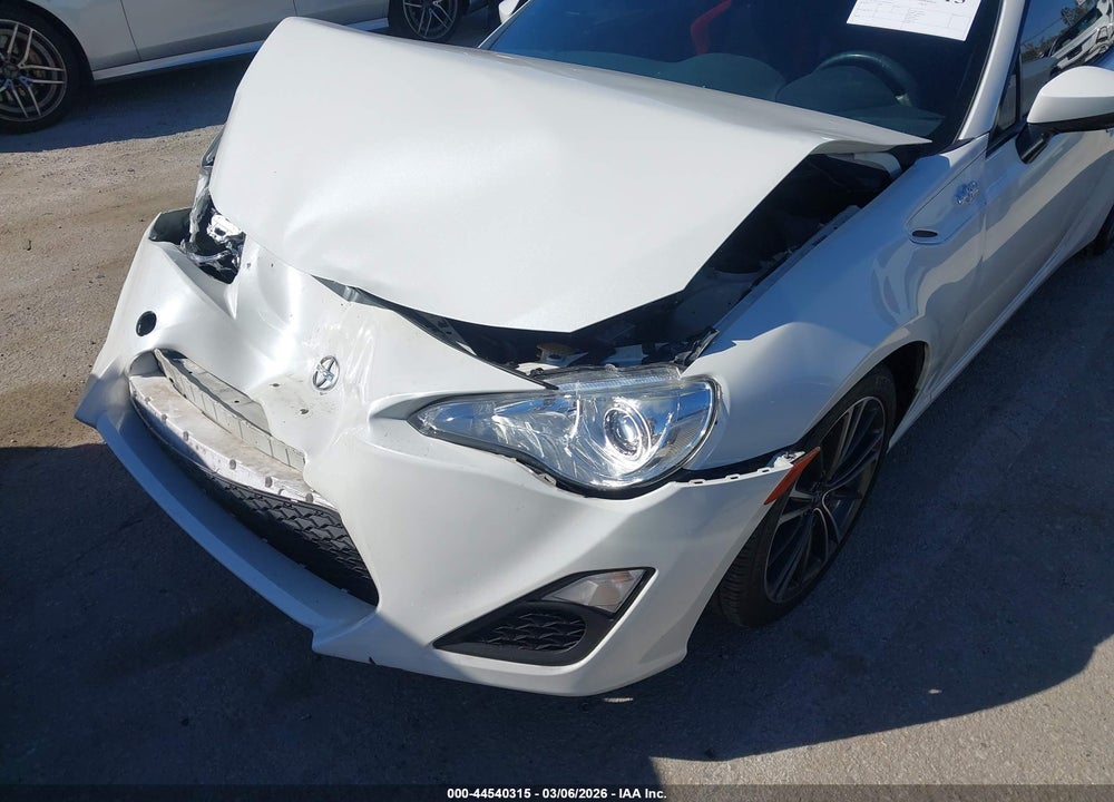 2015 SCION FR-S VIN: JF1ZNAA17F8709465