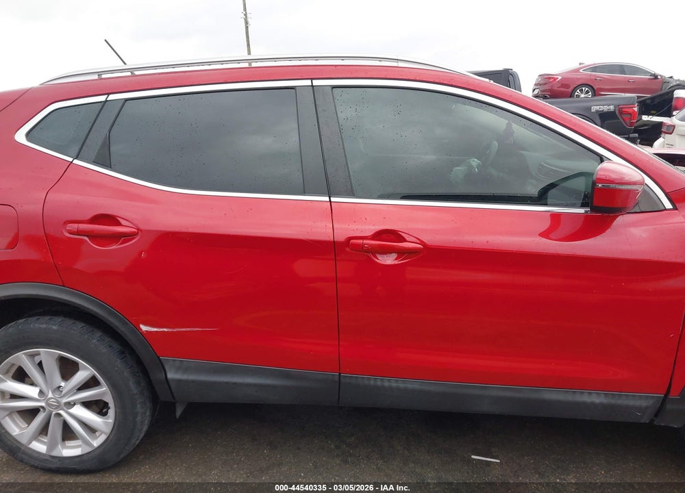 2018 NISSAN ROGUE SPORT SV VIN: JN1BJ1CP2JW184802
