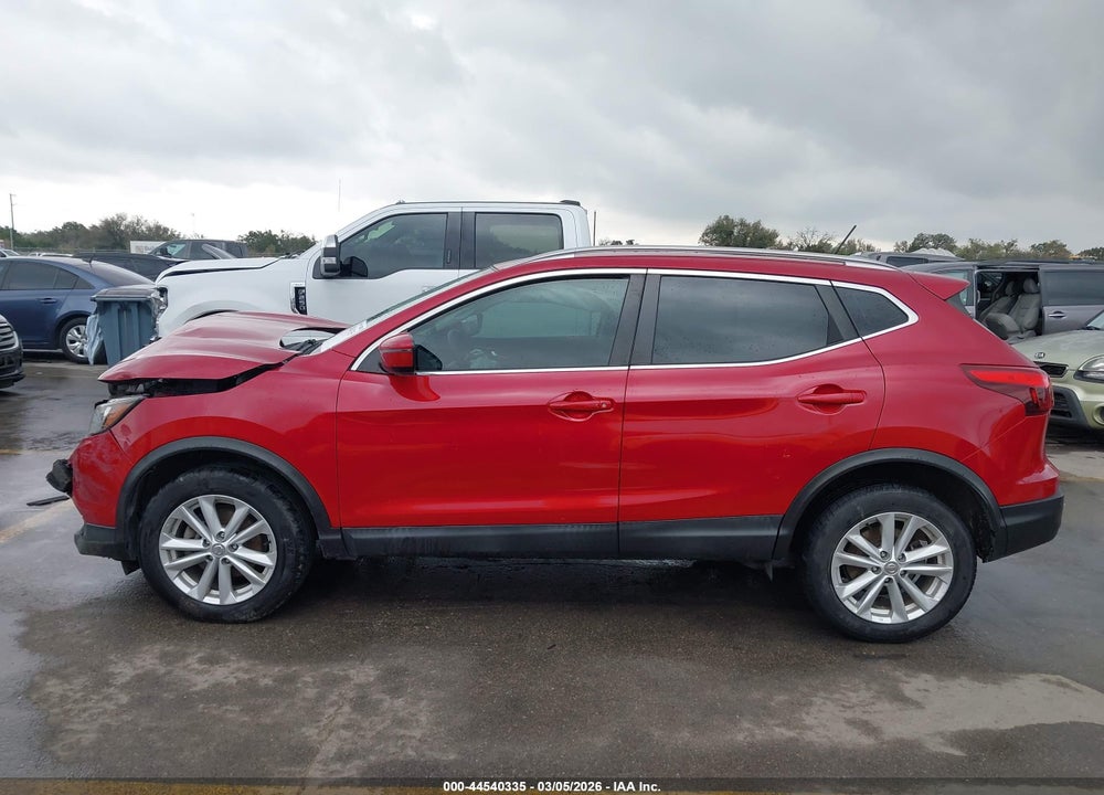2018 NISSAN ROGUE SPORT SV VIN: JN1BJ1CP2JW184802