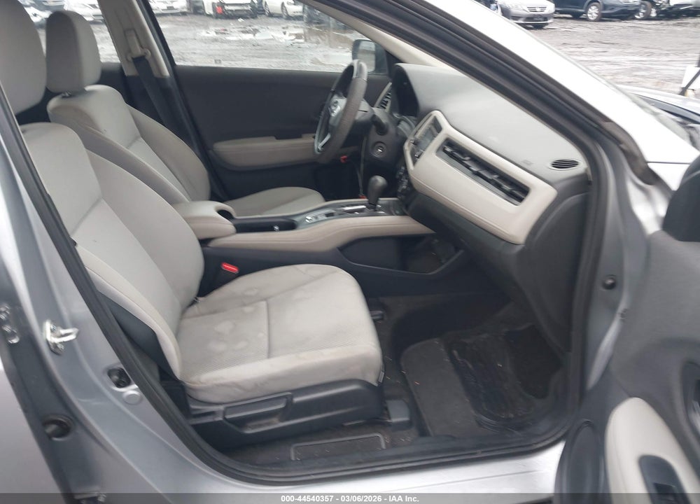 2020 HONDA HR-V AWD LX VIN: 3CZRU6H39LM721913