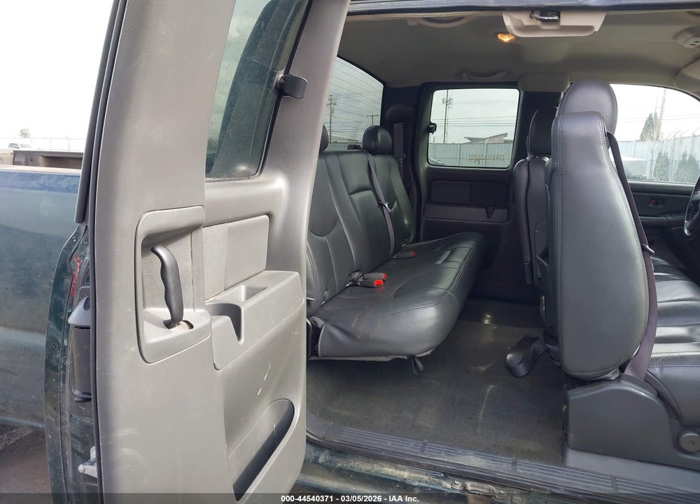 2006 CHEVROLET SILVERADO 1500 LT1 VIN: 1GCEK19V76E162904