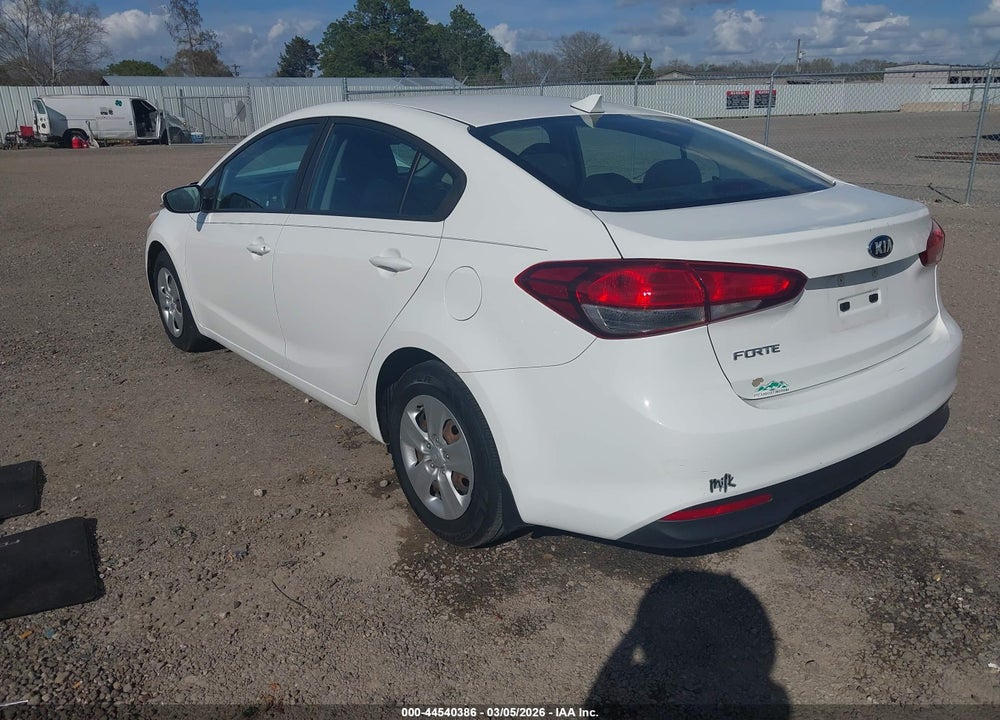 2017 KIA FORTE LX VIN: 3KPFK4A79HE047814