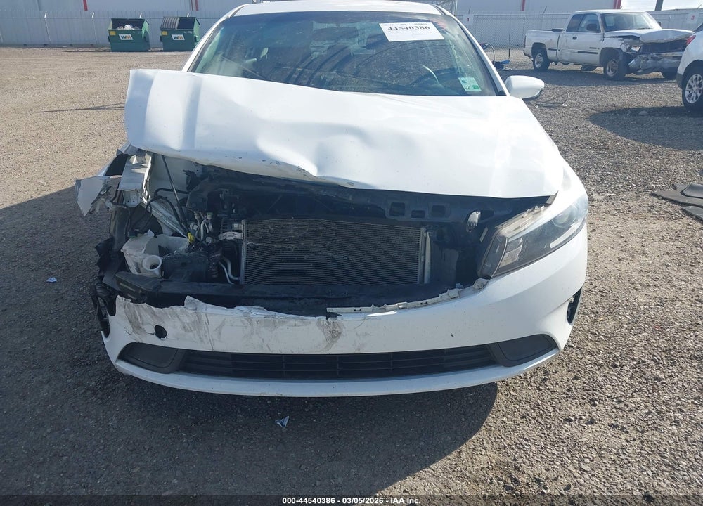 2017 KIA FORTE LX VIN: 3KPFK4A79HE047814