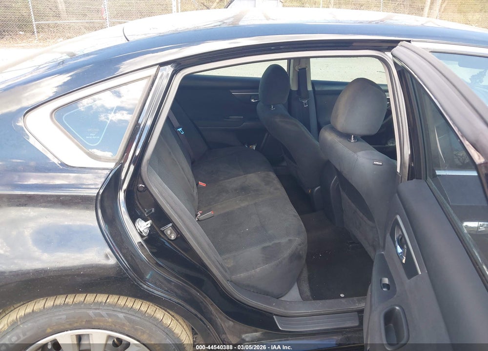 2015 NISSAN ALTIMA 2.5 S VIN: 1N4AL3AP2FC219810