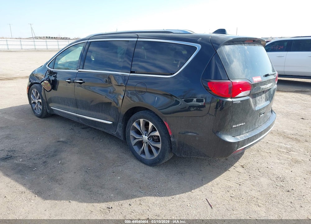 2017 CHRYSLER PACIFICA LIMITED VIN: 2C4RC1GG1HR727396